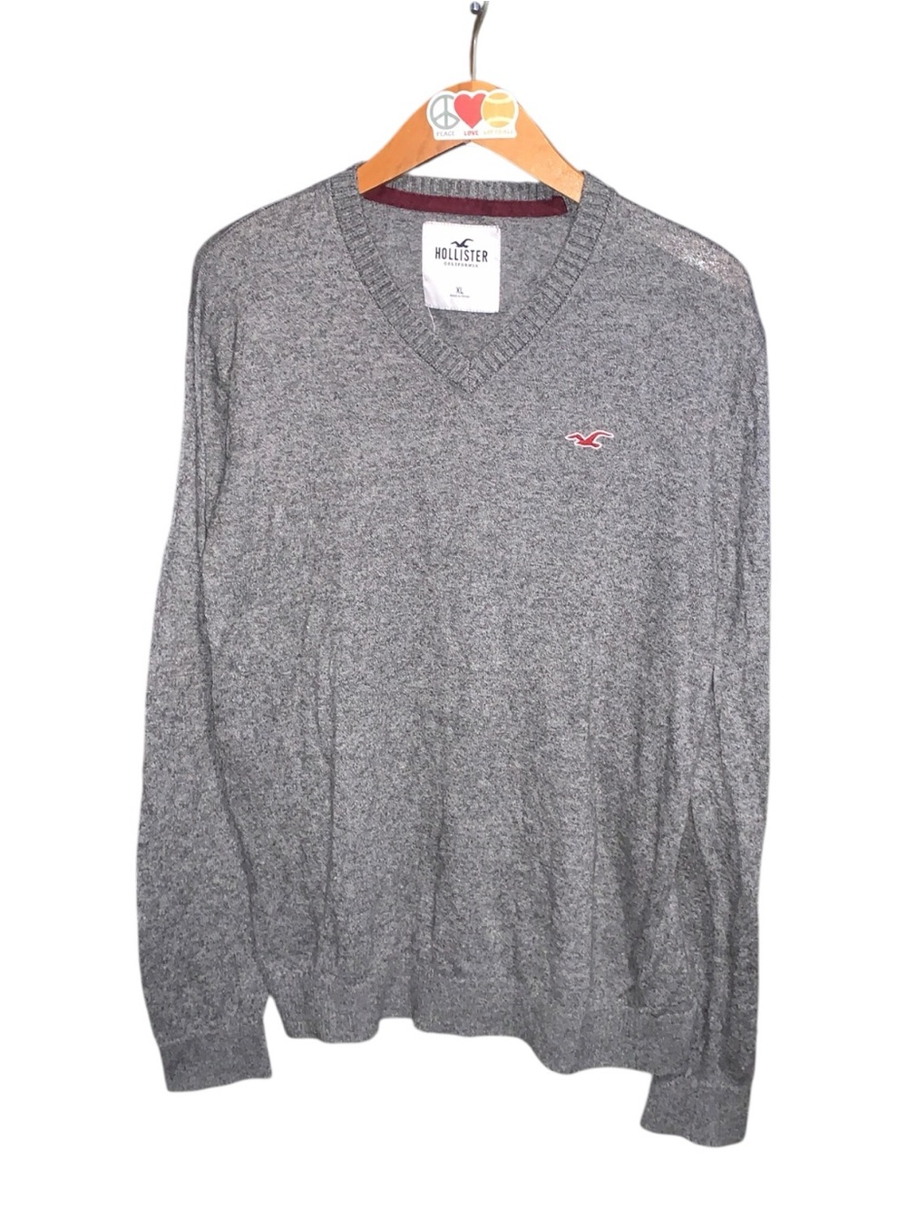 Hollister Men's Heather Gray V-Neck Sweater with Red Logo